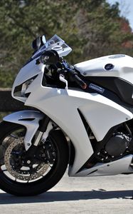 Preview wallpaper honda, cbr1000rr, white, bike, side view