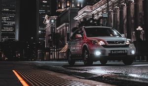 Preview wallpaper honda cr-v, honda, car, white, night, street