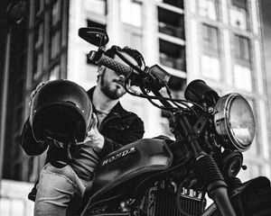 Preview wallpaper honda cx500, honda, motorcycle, bike, bw, biker, helmet