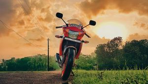 Preview wallpaper honda, motorcycle, bike, front view, red, reflection