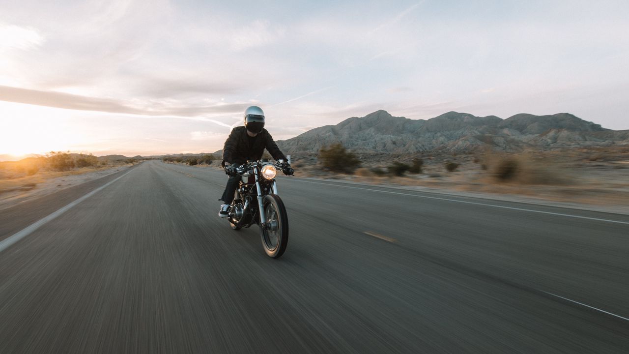 Wallpaper honda, motorcycle, bike, motorcyclist, speed, road