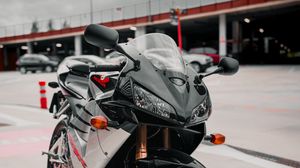 Preview wallpaper honda, motorcycle, front view, headlight, bike