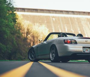 Preview wallpaper honda s2000, honda, car, gray, road