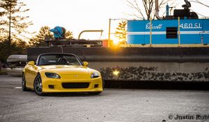 Preview wallpaper honda s2000, honda, car, yellow, sunset