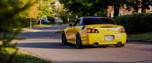 Preview wallpaper honda s2000, honda, sunlight, yellow