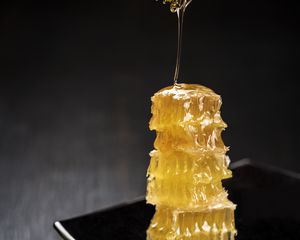 Preview wallpaper honey, honeycomb, dessert, aesthetics