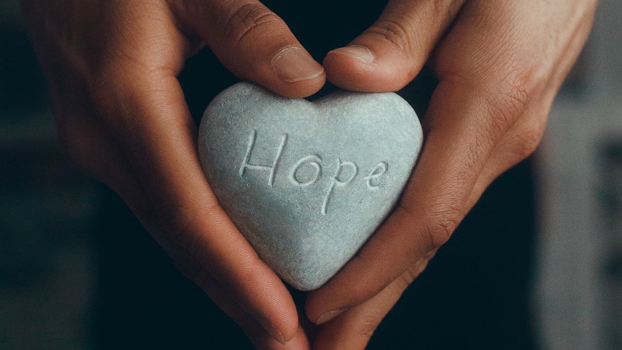 Wallpaper hope, inscription, stone, heart, hands, word