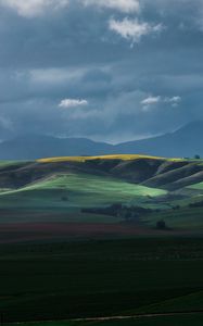 Preview wallpaper horizon, field, hills, sky, clouds