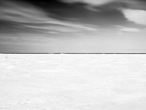 Preview wallpaper horizon, ice, snow, winter, sky, bw