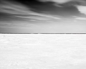 Preview wallpaper horizon, ice, snow, winter, sky, bw