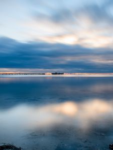 Preview wallpaper horizon, lake, clouds, sky