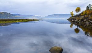 Preview wallpaper horizon, mountains, lake, clouds, reflection, landscape