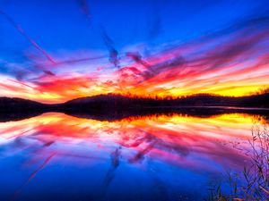 Preview wallpaper horizon, river, sunset, night, sky, colorful