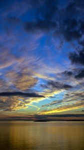 Preview wallpaper horizon, sea, sunset, sky, clouds