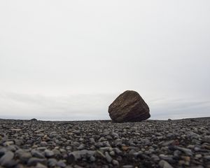 Preview wallpaper horizon, stone, block, sky
