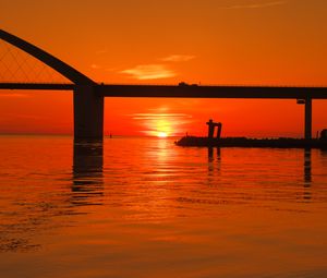Preview wallpaper horizon, sunset, bridge, reflection, orange