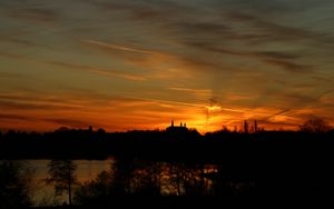 Preview wallpaper horizon, sunset, castle, silhouette