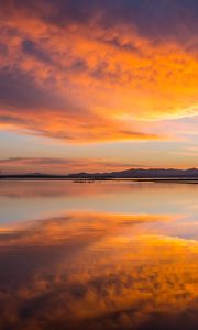 Preview wallpaper horizon, sunset, clouds, reflection