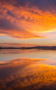 Preview wallpaper horizon, sunset, clouds, reflection