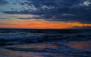 Preview wallpaper horizon, sunset, coast, tide