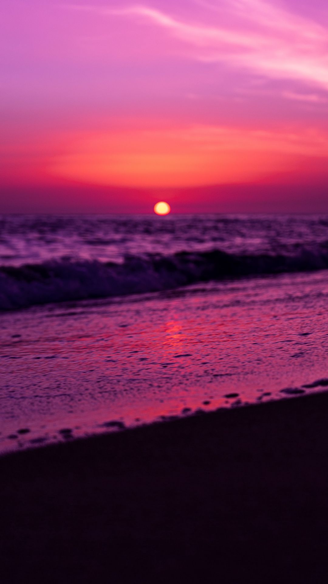 1080x1920 Wallpaper horizon, sunset, sun, purple