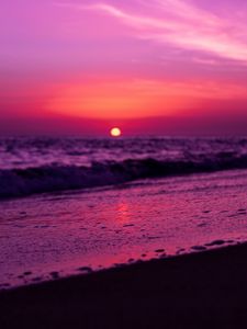 Preview wallpaper horizon, sunset, sun, purple