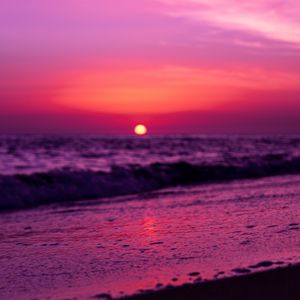 Preview wallpaper horizon, sunset, sun, purple
