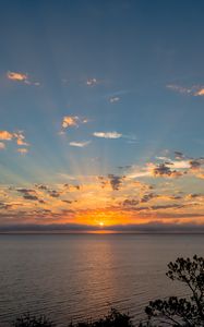 Preview wallpaper horizon, sunset, water, clouds