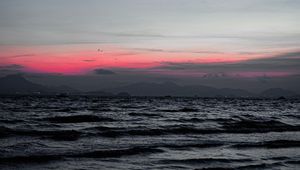 Preview wallpaper horizon, sunset, water, clouds, hills