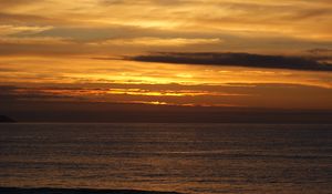 Preview wallpaper horizon, sunset, water, clouds, sea