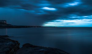 Preview wallpaper horizon, twilight, storm, sky, clouds, shore