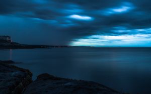 Preview wallpaper horizon, twilight, storm, sky, clouds, shore