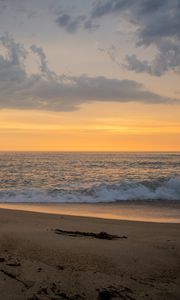 Preview wallpaper horizon, waves, sand, beach