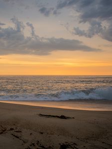 Preview wallpaper horizon, waves, sand, beach