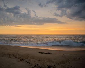 Preview wallpaper horizon, waves, sand, beach