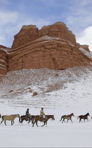 Preview wallpaper horses, cowboys, snow, america, wyoming, plateaus, sky