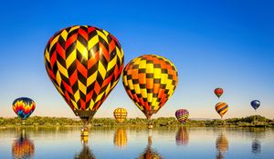 Preview wallpaper hot air balloons, reflection, lake, bright