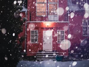 Preview wallpaper house, building, snow, winter, snowfall