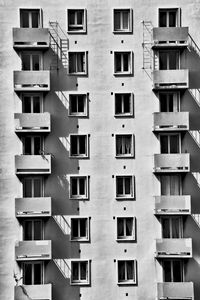 Preview wallpaper house, facade, bw, windows