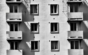 Preview wallpaper house, facade, bw, windows