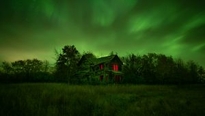 Preview wallpaper house, grass, northern lights, night, abandoned, old, green