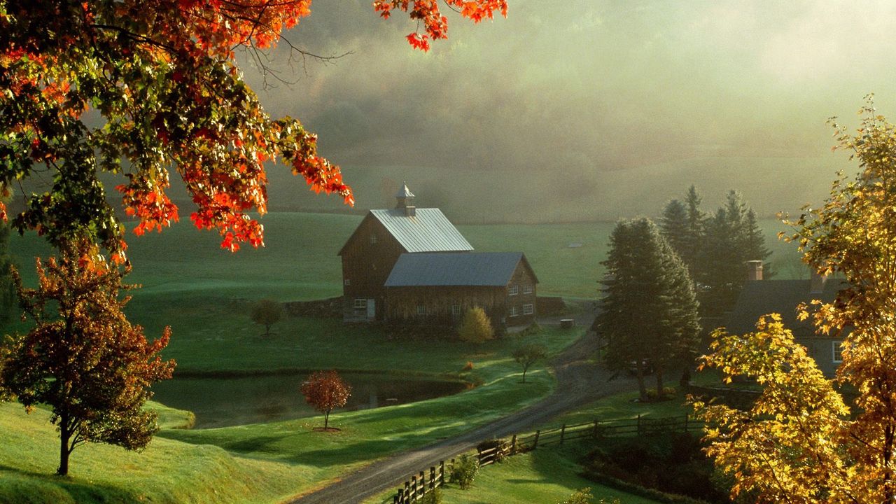Wallpaper house, lake, meadows, autumn, trees, fog