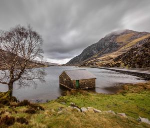 Preview wallpaper house, lake, mountain, landscape