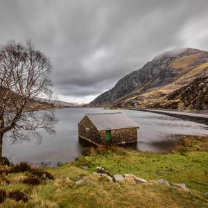 Preview wallpaper house, lake, mountain, landscape