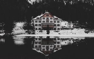 Preview wallpaper house, lake, mountains, landscape, reflection