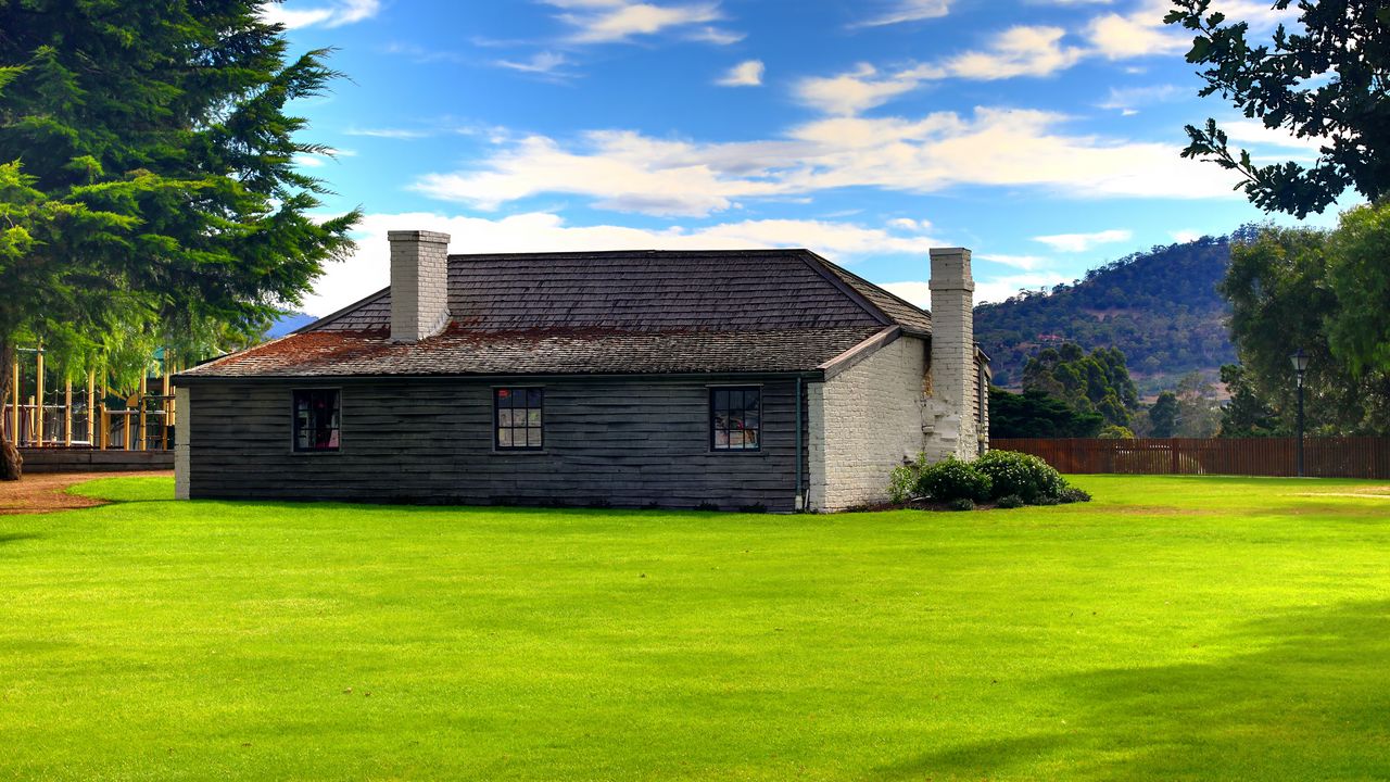 Wallpaper house, lawn, pipe, sky