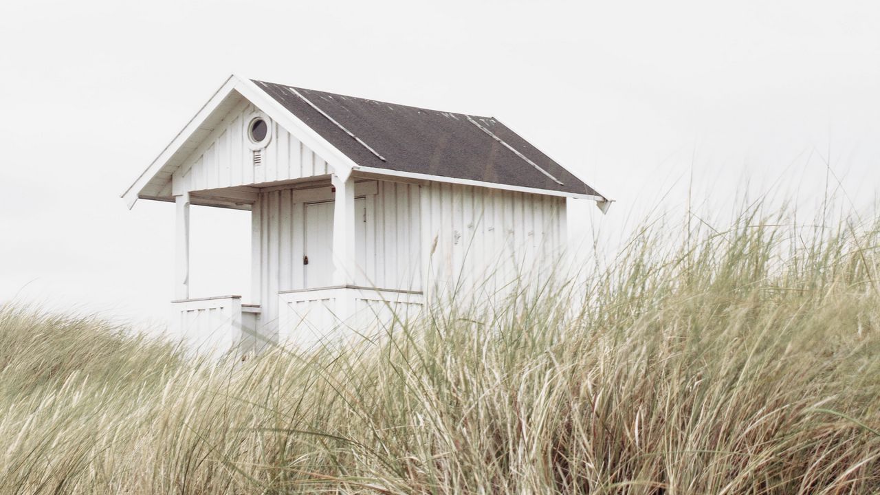 Wallpaper house, lonely, grass, harmony, minimalism