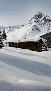Preview wallpaper house, mountain, snow, winter, nature