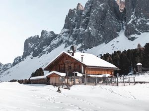 Preview wallpaper house, mountains, snow, villa, country, nature