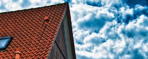 Preview wallpaper house, roof, sky, clouds